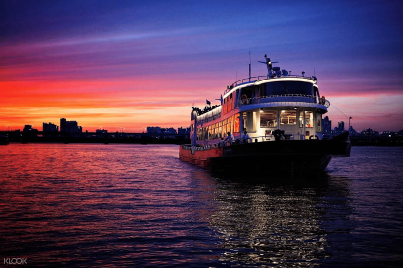 Eland Han River Cruise & Ashley Marine Buffet - Seeing Seoul from Yeouido Dock