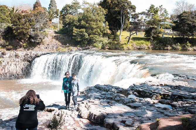 Electric Boats to explore Kerikeri river - Choosing the Right Boat and Group Size