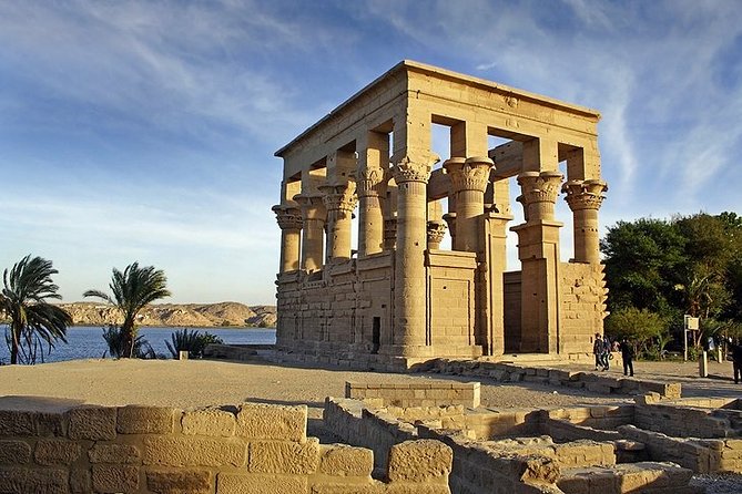 Enjoy 4 nights Nile Cruise Luxor&Aswan&Abu Simbel&Balloon from Cairo by plane - Day five: the High Dam, Philae, and the flight back to Cairo
