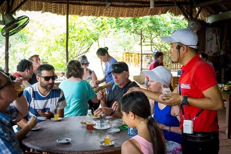 Essential Mekong Delta: Highlight Tour from Ho Chi Minh City - Lunch at Tan Thach