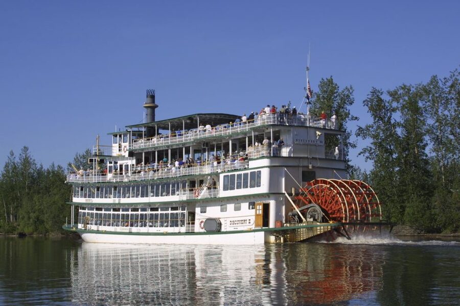 Fairbanks: Riverboat Cruise and Local Village Tour - A bush plane takes off beside the boat