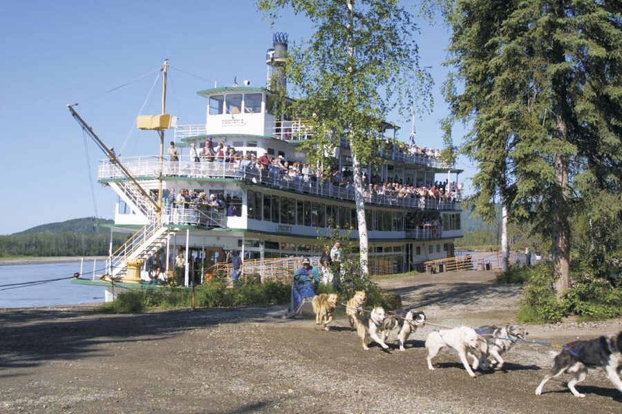 Fairbanks: Riverboat Cruise and Local Village Tour - Small details that improve the day