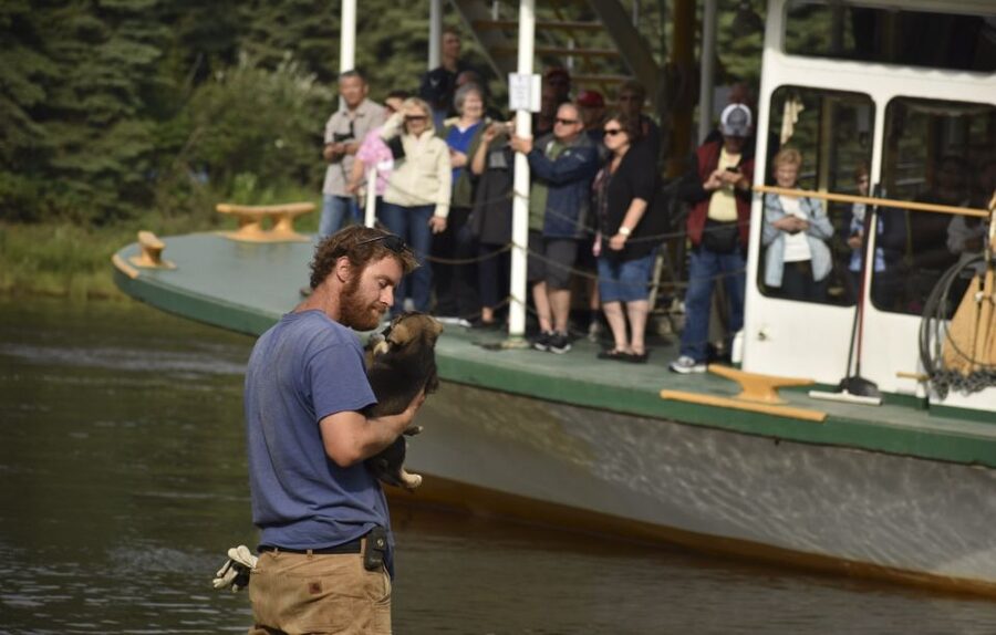 Fairbanks: Riverboat Cruise and Local Village Tour - The Athabascan village puts traditional skills in context