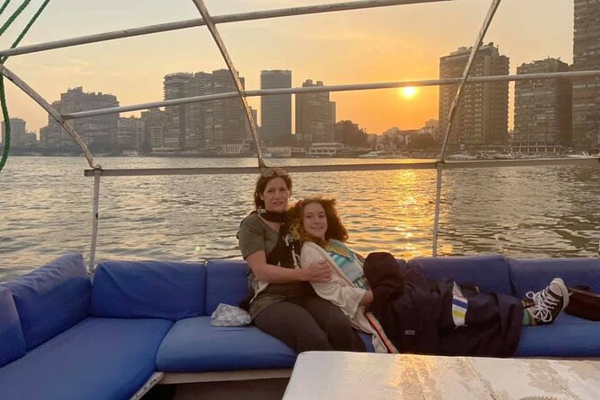 Felucca Sailing trip on the Nile in Cairo - A one-hour sail with Cairo as your backdrop