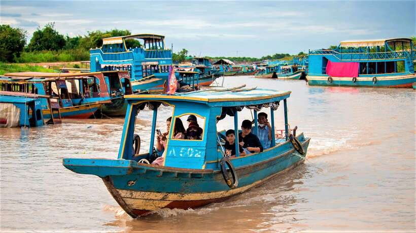 Floating Village-Mangroves Forest Tonle Sap Lake Boat Tour - The mangrove forest is the quietest part