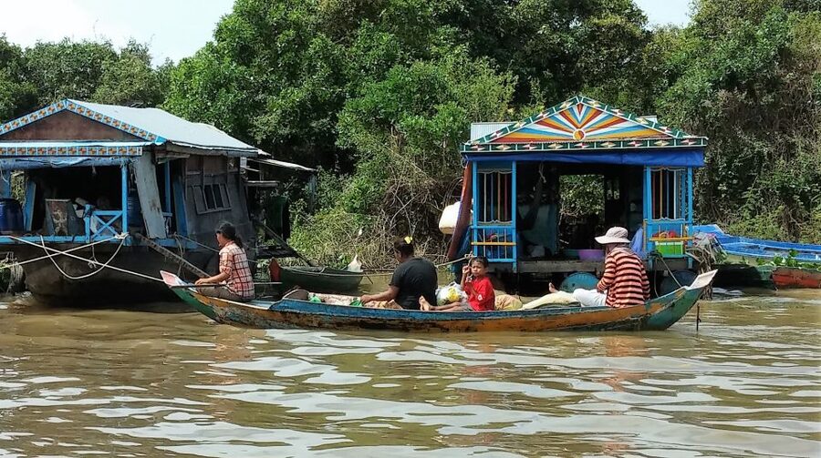Floating Village-Mangroves Forest Tonle Sap Lake Boat Tour - The afternoon shifts from water to temples