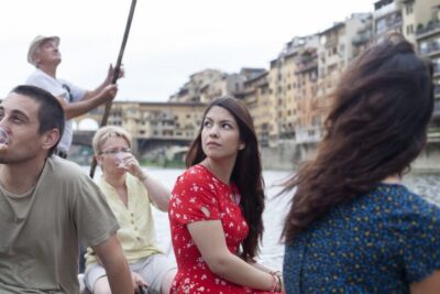 Florence: Authentic Barchetto River Cruise with Wine & Guide