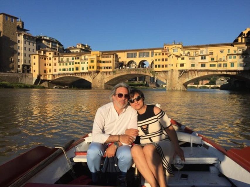 Florence: Authentic Barchetto River Cruise with Wine & Guide - The Uffizi and Vasari Corridor from the water