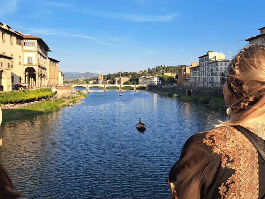 Florence: Authentic Barchetto River Cruise with Wine & Guide - Sunset departures are worth considering