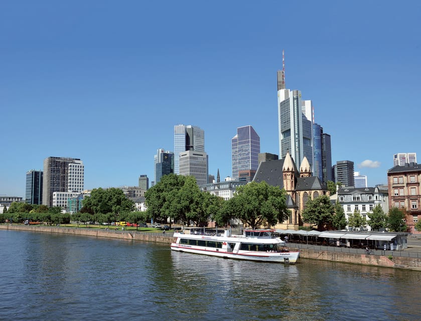 Frankfurt: 1-Hour Panorama Boat Cruise on the river Main - Frankfurt from the Main, not from the pavement