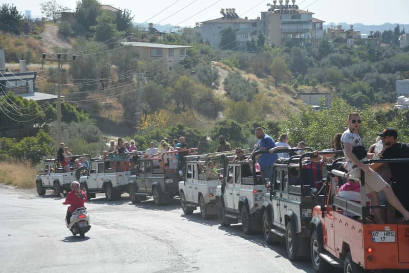 From Alanya: Jeep Safari with Lunch, Dim River & Cave - Dim River: the long rest at the end
