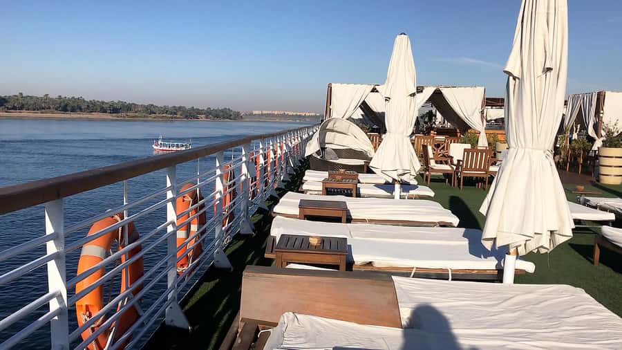 From Aswan: 4-Day Nile Cruise from Aswan to Luxor with Guide - Karnak and Luxor Temple after lunch