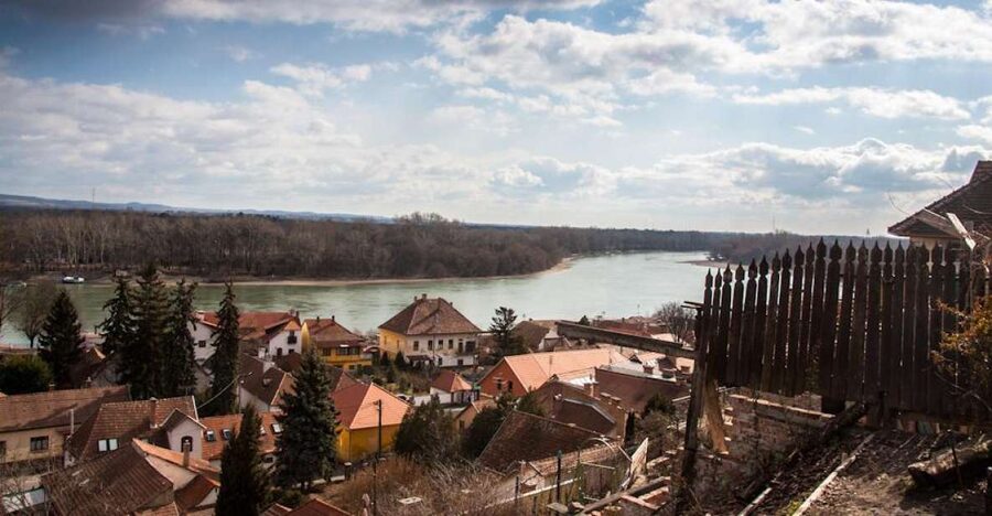 From Budapest: Danube Bend Full-Day Private Tour with Lunch - Visegrád Citadel and the best river view