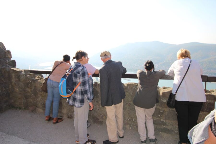 From Budapest: Danube Bend & Szentendre Tour with Lunch - Key points to know before booking