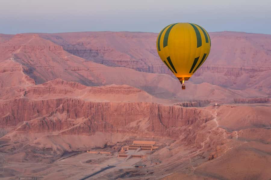 From Cairo: 11-Day Tour, Nile Cruise, Flights, Balloon - Day 4: From Hurghada to Luxor’s West Bank