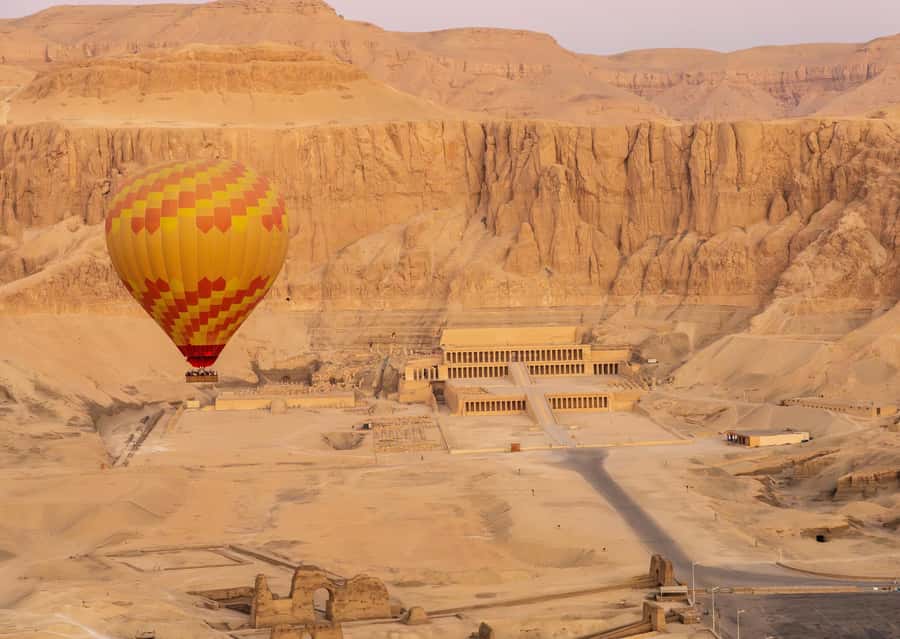 From Cairo: 11-Day Tour, Nile Cruise, Flights, Balloon - Day 5: A balloon over Luxor, then Karnak and Luxor Temple