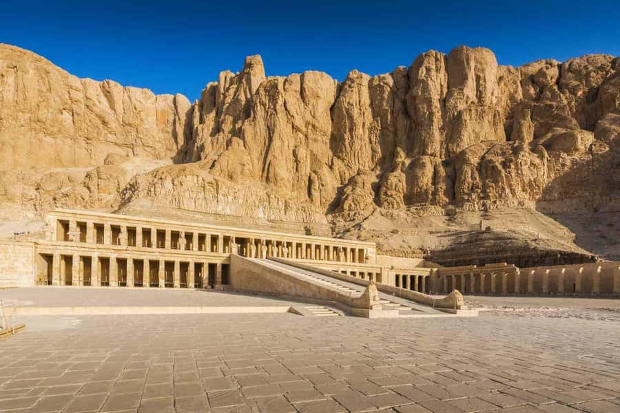 From Cairo: 4-Day Nile Cruise to Aswan w/ Balloon & Flights - Sailing toward Edfu and the Temple of Horus