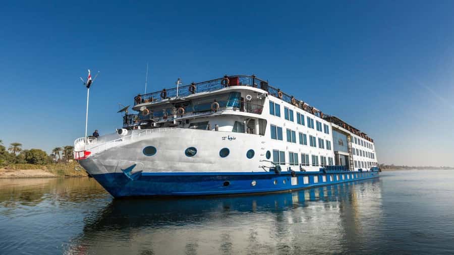 From Cairo: 4-Day Nile Cruise to Aswan w/ Balloon & Flights - Sunrise above Luxor on Day 2