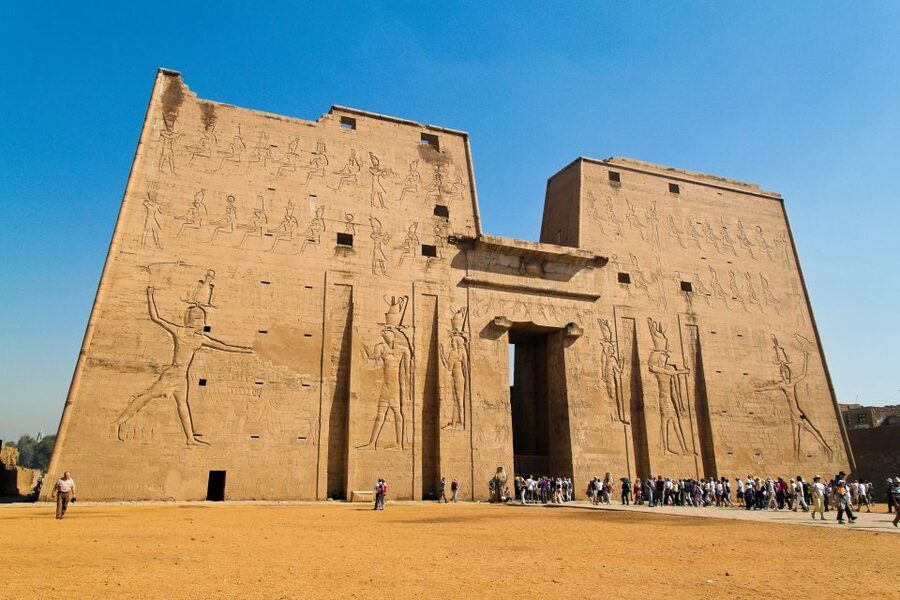 From Cairo: 5-Day Tour with Nile Cruise, Balloon, & Flights - Who should book this five-day Egypt tour?