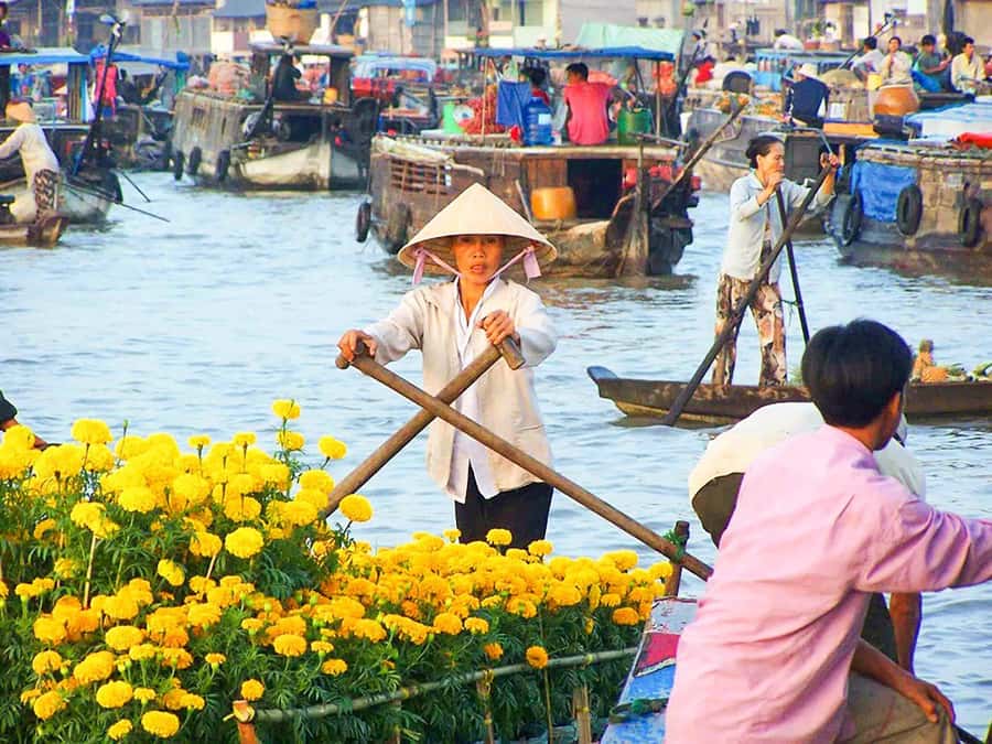 From HCM: Mekong Delta & Cai Rang Floating Market 2-Day Tour - Motorboat, sampan, and village visits in Ben Tre