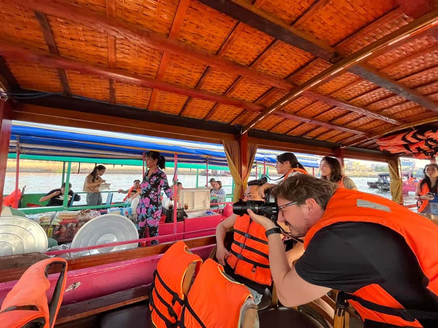 From HCM: Mekong Delta & Cai Rang Floating Market 2-Day Tour - The guide can make or break the experience