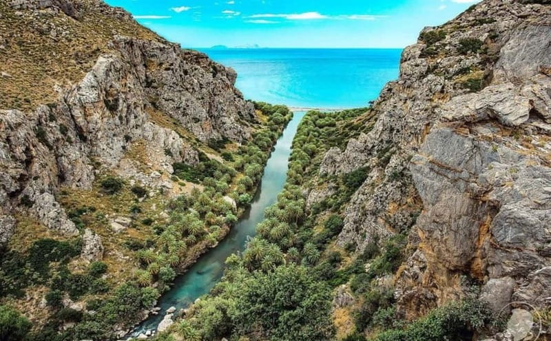 From Herakleion: Day Trip to Preveli Palm River Beach - The morning coach ride from Heraklion