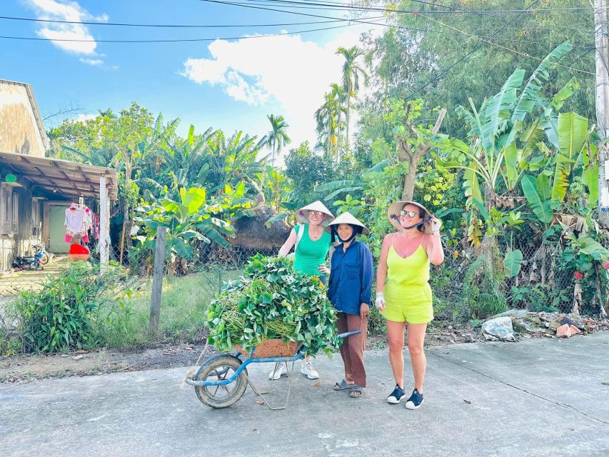 From Ho Chi Minh: Explore Mekong Delta & Vinh Trang Pagoda - Leaving Ho Chi Minh City for the Mekong