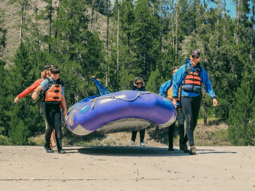 From Jackson Hole: Snake River Float with Scenic Teton Views - Checking in at Lewis & Clark River Expeditions
