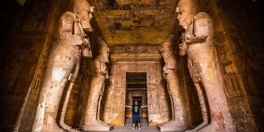 From Luxor: 3-Day Nile Cruise to Aswan with Balloon Ride - From a balloon over Luxor to a cabin on the Nile