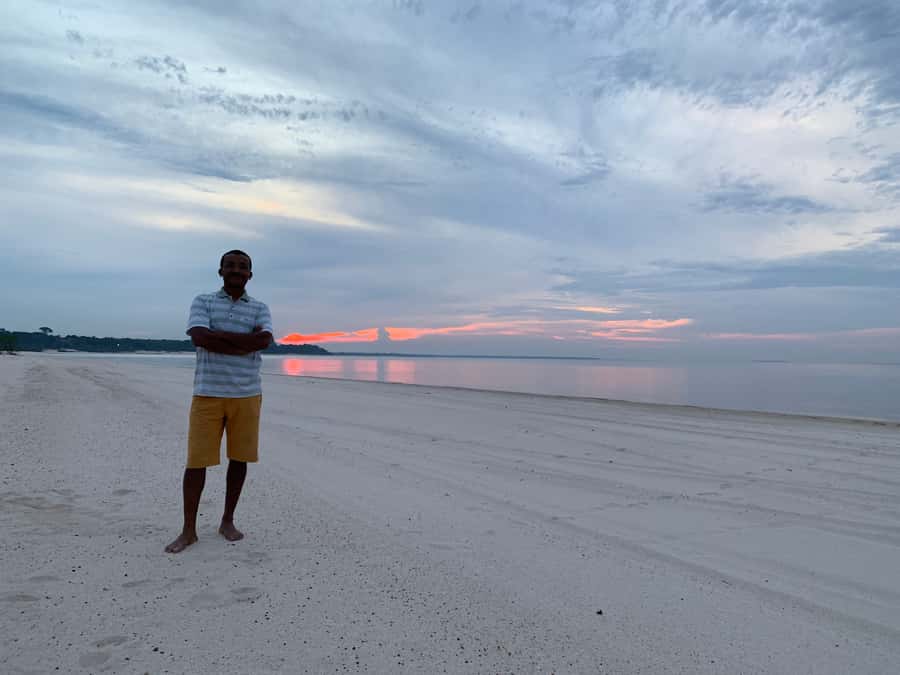 From Manaus: One-Day Amazon Jungle Experience - Searching for caimans after dark