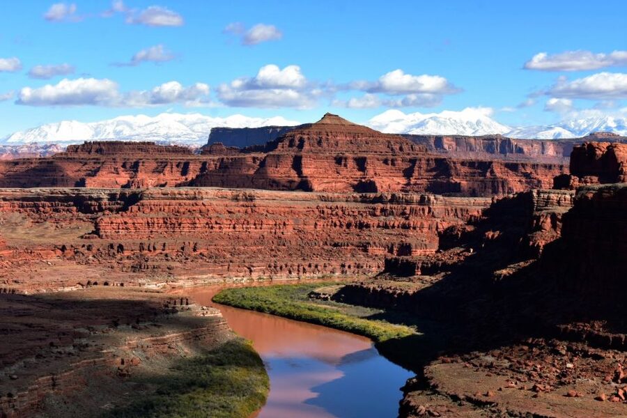 From Moab: Canyonlands 4x4 Drive and Colorado River Rafting - Rafting near Fisher Towers