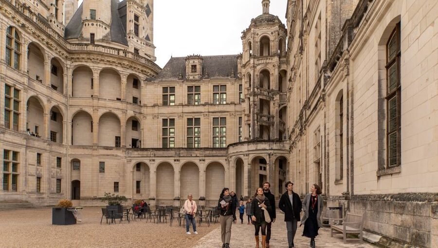 From Paris: Full-Day Loire Valley Chateaux Tour - Lunch, clothing, and practical comfort
