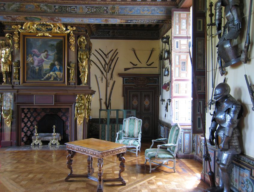 From Paris: Loire Valley Castles Tour with Hotel Transfers - What the $212 Price Really Buys