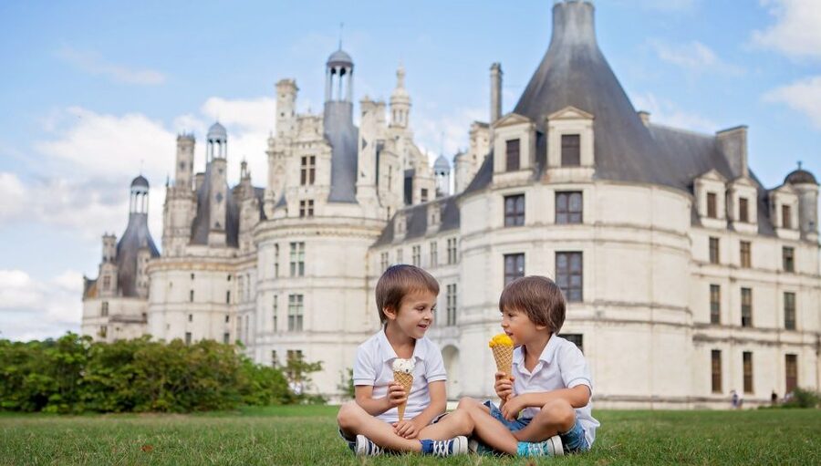 From Paris: Mont St Michel and Loire Valley 2 Day Tour - Chenonceau: elegant rooms and river views