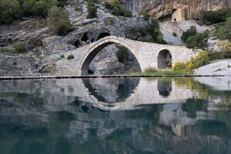 From Permet: Vjosa River Rafting and Benja Thermal Baths - Who should book this Përmet outing?