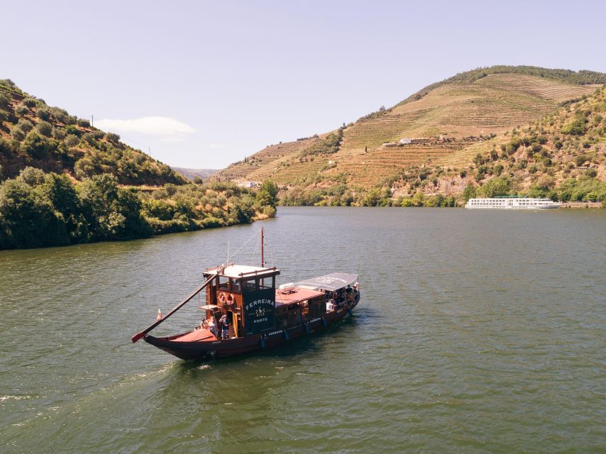 From Pinhão: Douro Valley Rabelo Boat Tour with Audio Guide - A gentle start from Pinhão’s riverfront