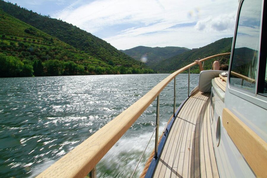 From Pinhão: Private Yacht Cruise along the Douro River - Why the private format can be worth $82