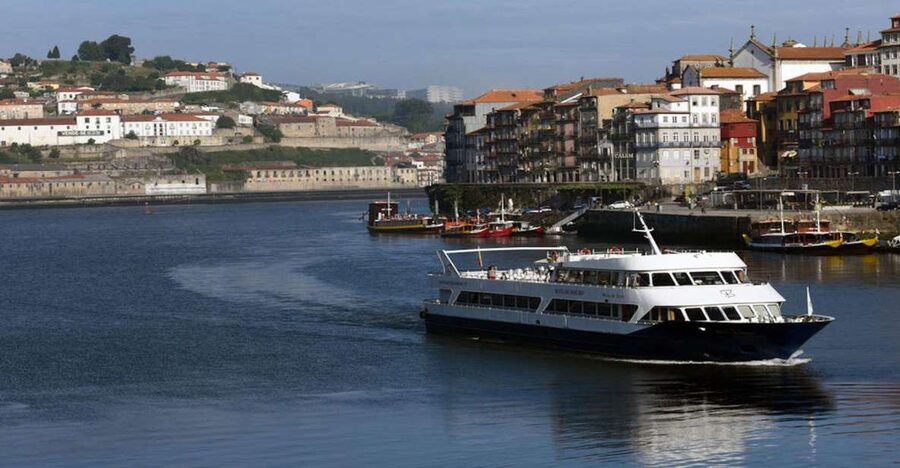 From Porto: Douro River Cruise, Winery Visit & Lunch - Why this Douro day is worth your time