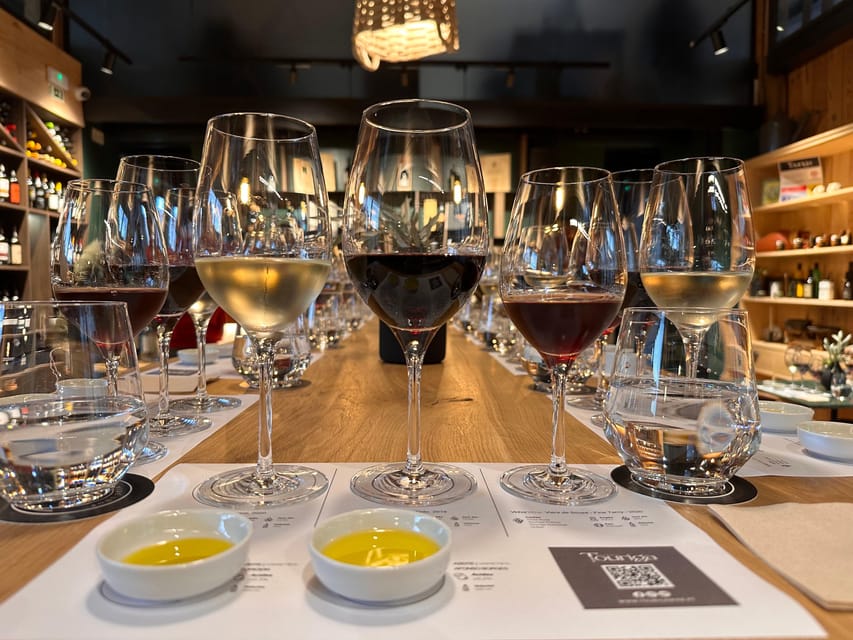 From Porto: Premium Douro Valley Small-Group Wine Tour - Why the small group changes the day