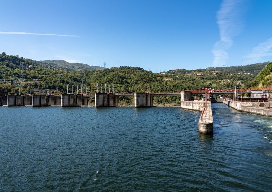 From Porto: Régua to Porto River Cruise with Lunch on Board - Meeting in Porto and riding to Régua