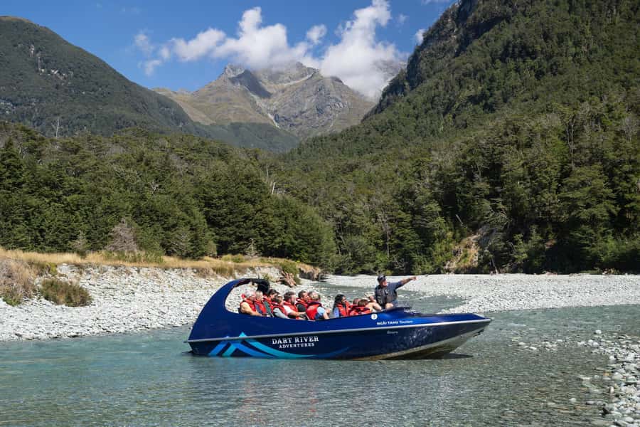 From Queenstown: Dart River Canoe & Jet Boat Day Trip - A picnic lunch in the wilderness