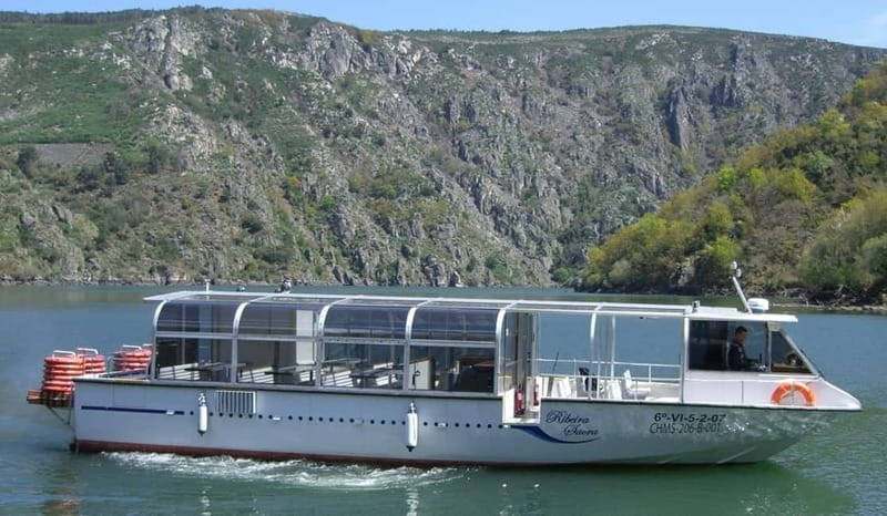 From Santiago: Ribeira Sacra & Sil River Canyon Boat Tour - How much value do you get for $74?