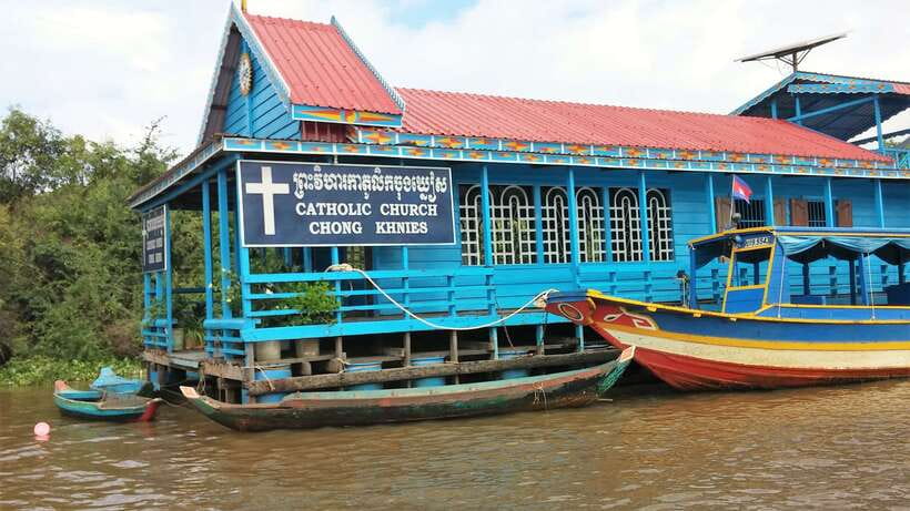 From Siem Reap: Tonle Sap Floating Village Tour - The lotus farm adds a local detail