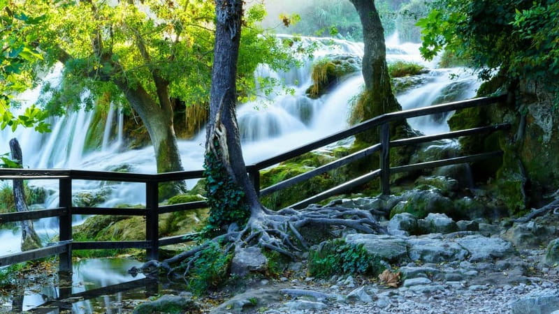 From Split: Krka Waterfalls with Riverboat Ride & swimm stop - Is the €30 park ticket good value?