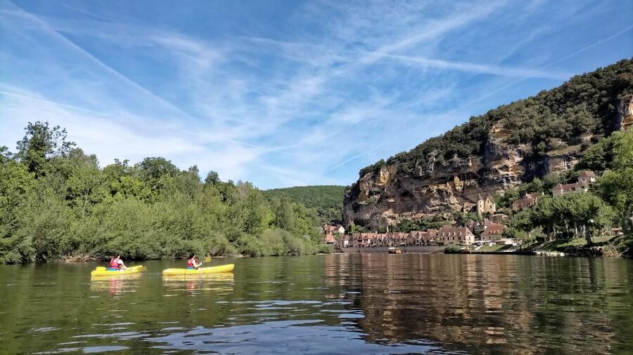 From Vitrac: Dordogne River Canoe Rental - Castelnaud-la-Chapelle and the castle views