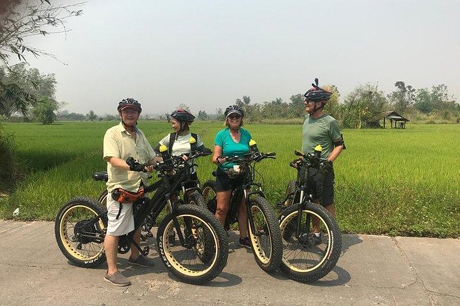 Full-day E-bike Countryside and Nam Phrae (flat-hilly, GUIDED) - Reaching the Ping River by bicycle