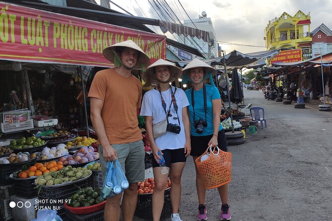 Full-Day Experience in Mekong Cycling and Authentic Home Cooking - Pedaling through villages and farm country