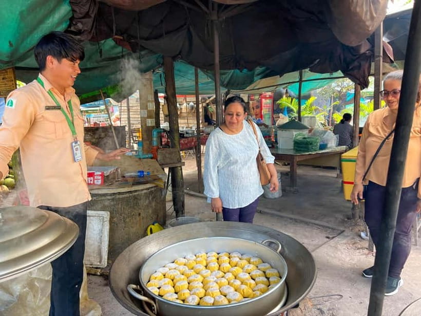 Full Day Kulen Mountain with Picnic & Tonle Sap Sunset Tour - Sunset on Tonle Sap