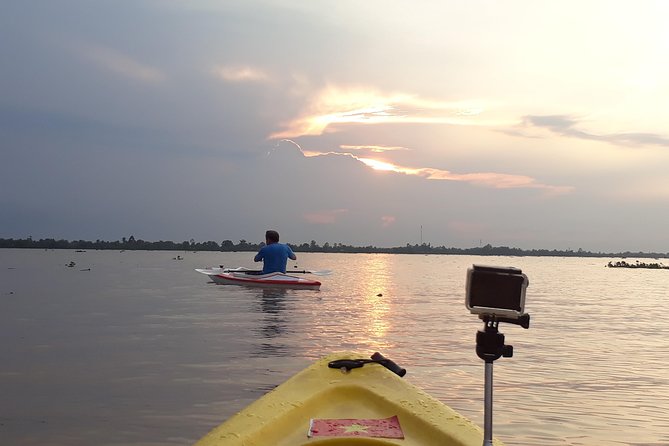 Full Day Off The Beaten Track the Mekong Delta. - Cycling through villages, orchards, and farm roads