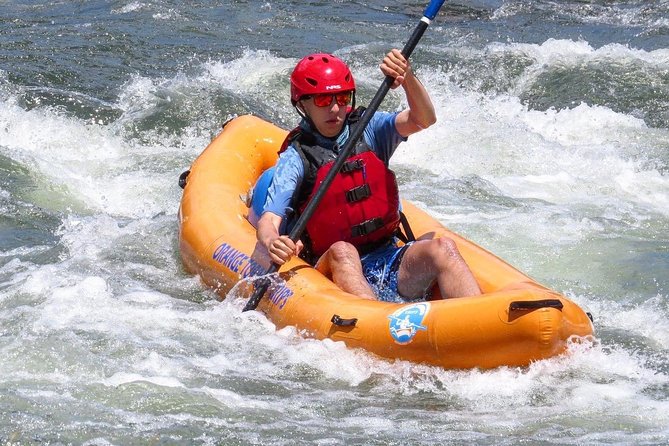Full-Day Rogue River Hellgate Canyon Raft Tour - Lunch beside the river
